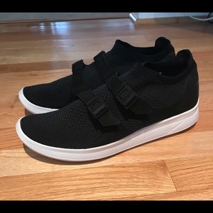 Brand New Nike Flyknit Sneakers